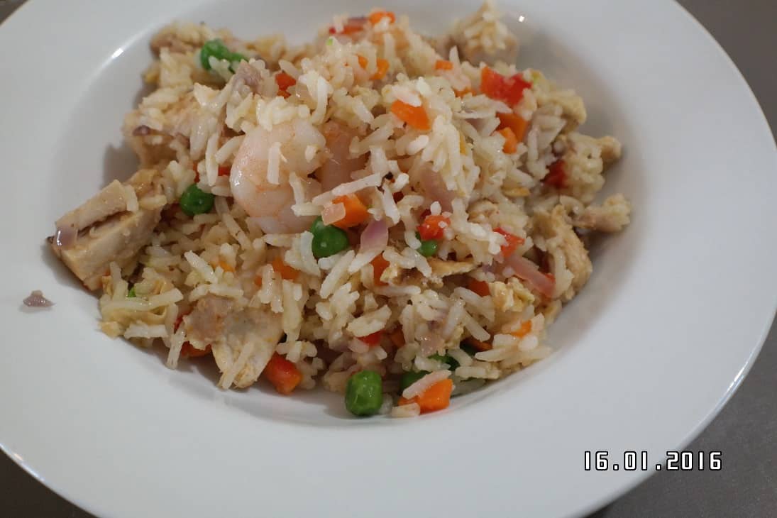 chicken prawn fried rice.1