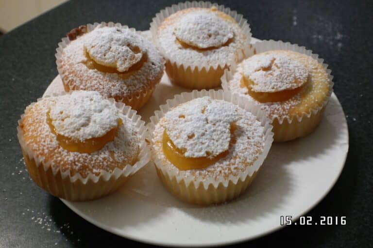 lemon curd cupcakes