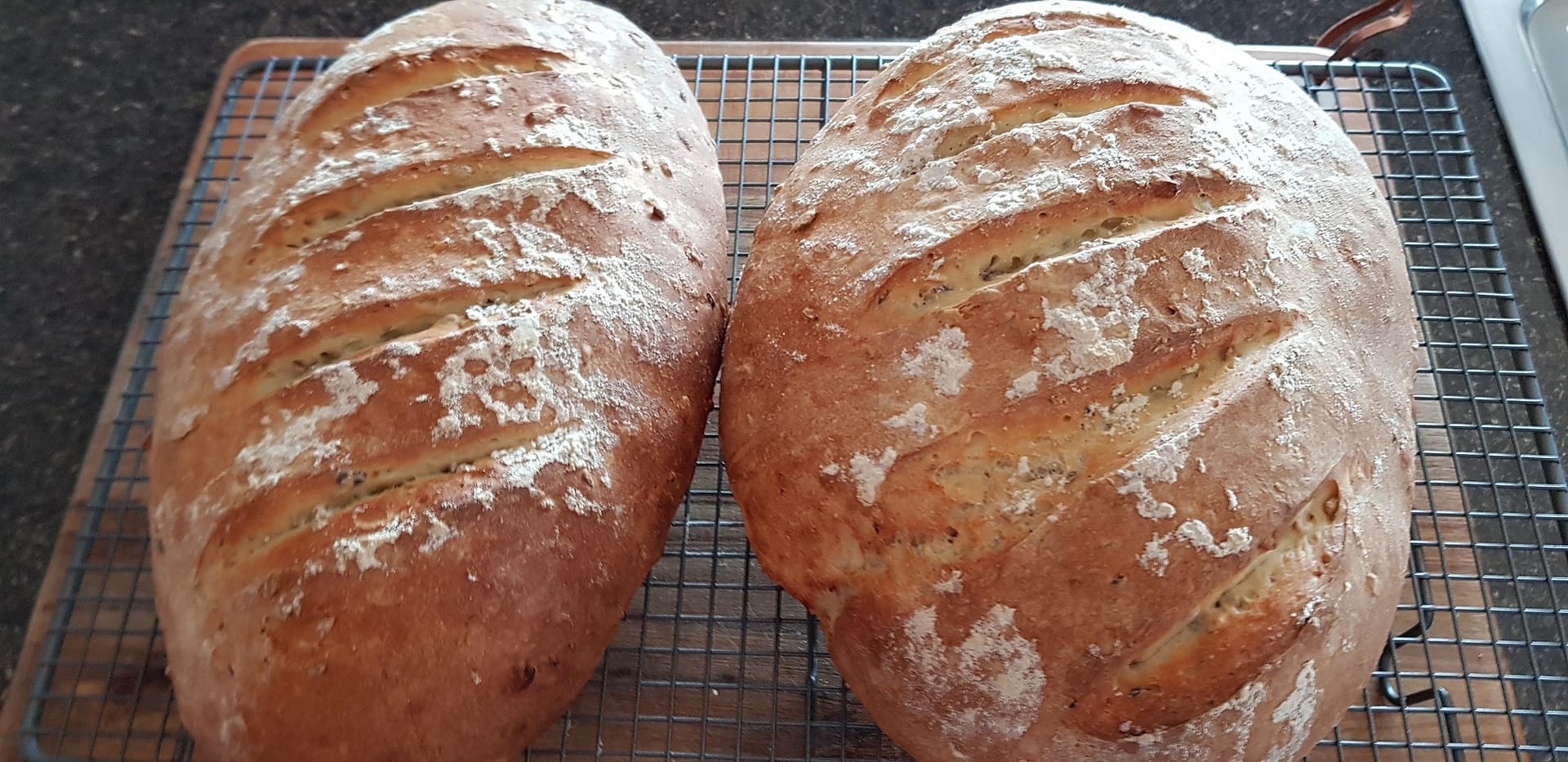 rustic multigrain loaf 1